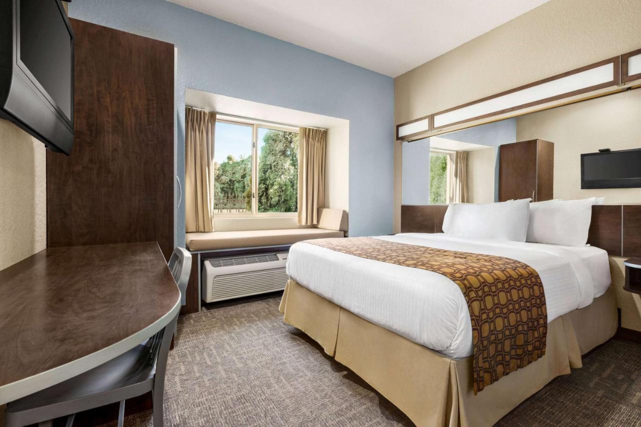 Microtel Inn & Suites By Wyndham Woodstock/Atlanta North Екстериор снимка