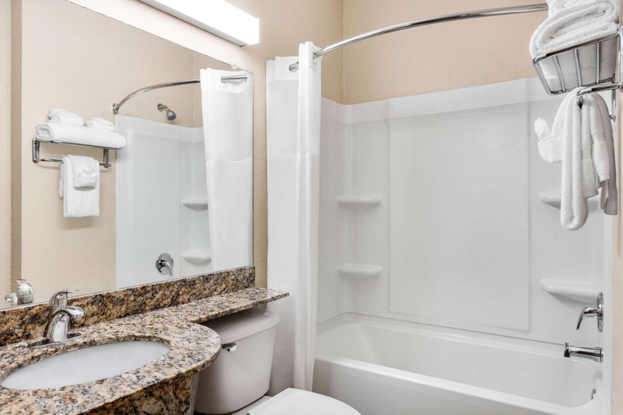 Microtel Inn & Suites By Wyndham Woodstock/Atlanta North Екстериор снимка