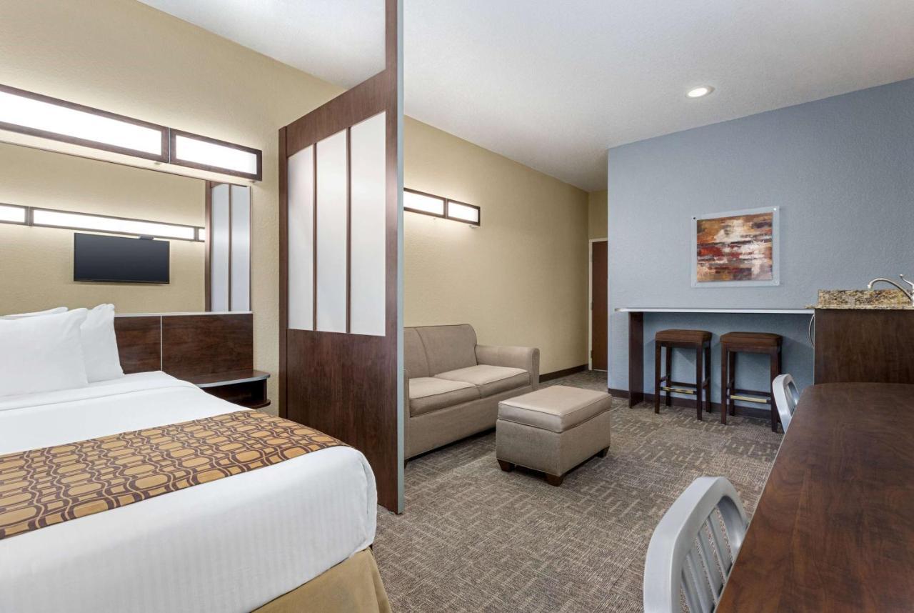 Microtel Inn & Suites By Wyndham Woodstock/Atlanta North Екстериор снимка