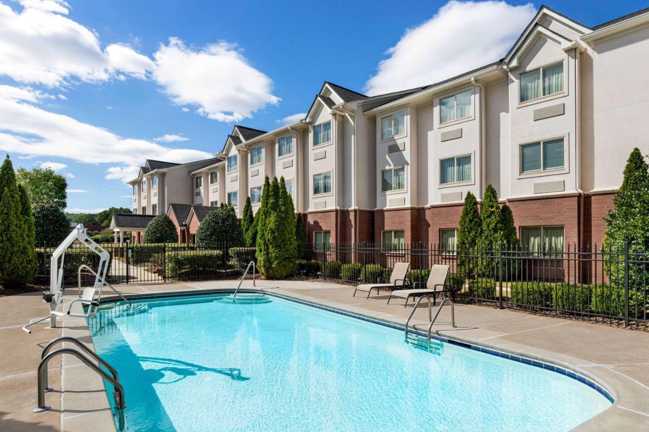 Microtel Inn & Suites By Wyndham Woodstock/Atlanta North Екстериор снимка