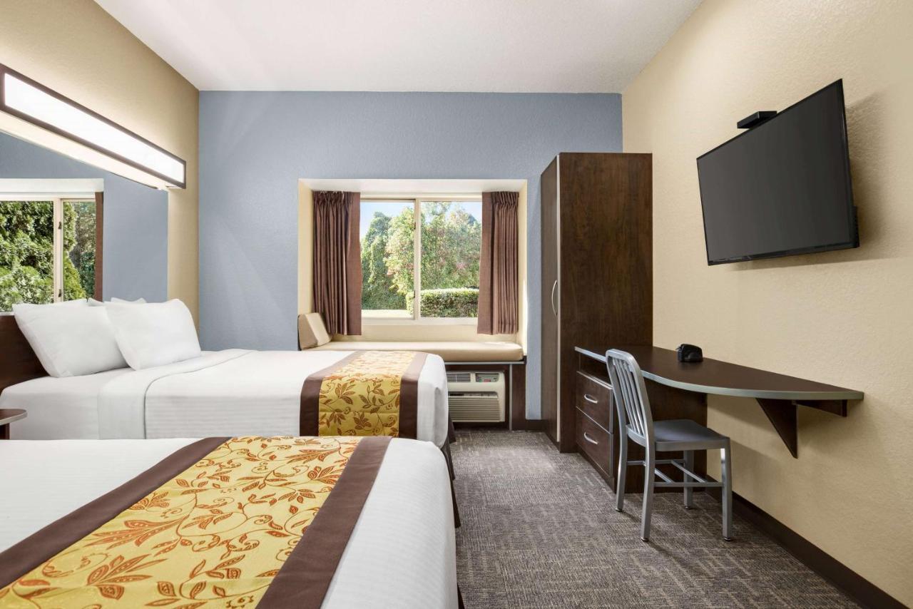 Microtel Inn & Suites By Wyndham Woodstock/Atlanta North Екстериор снимка