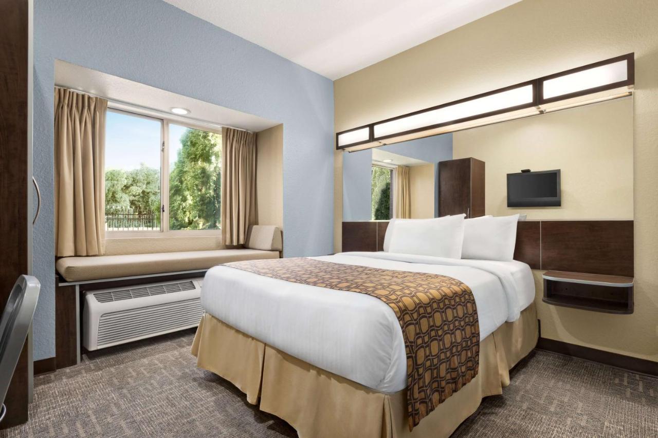 Microtel Inn & Suites By Wyndham Woodstock/Atlanta North Екстериор снимка