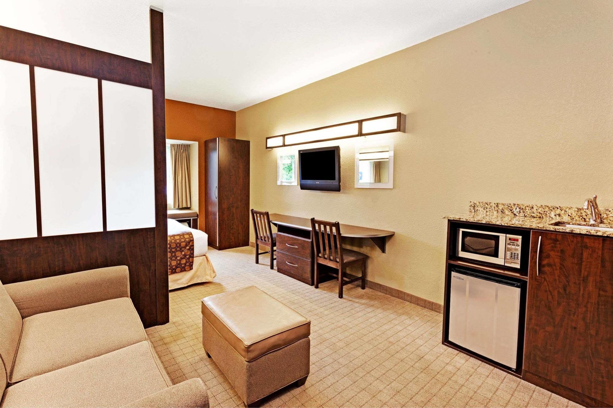 Microtel Inn & Suites By Wyndham Woodstock/Atlanta North Екстериор снимка