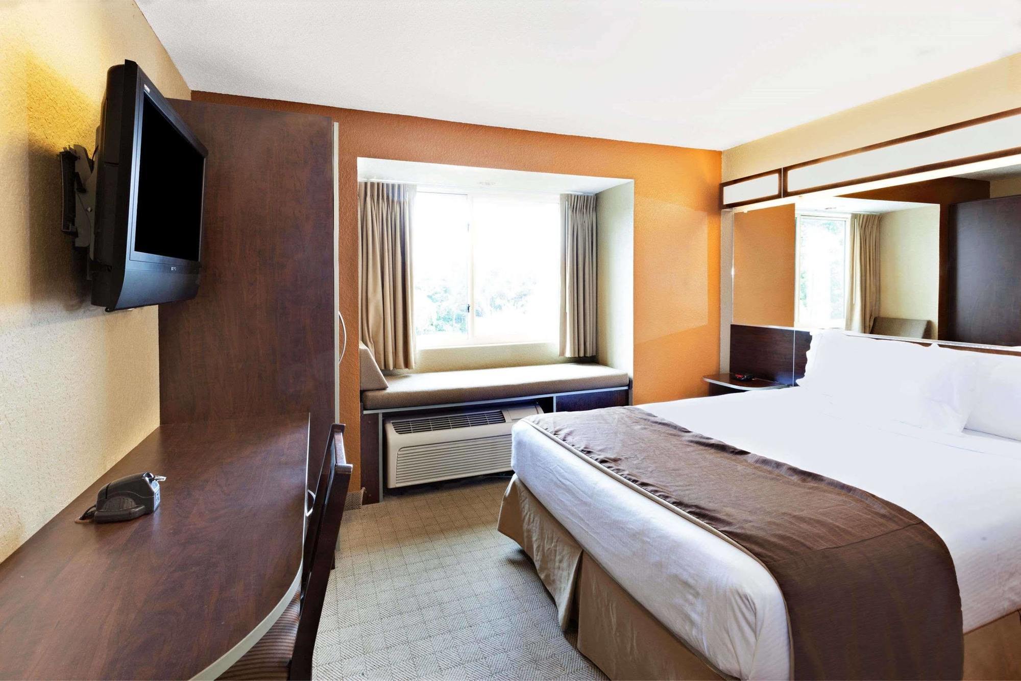 Microtel Inn & Suites By Wyndham Woodstock/Atlanta North Екстериор снимка