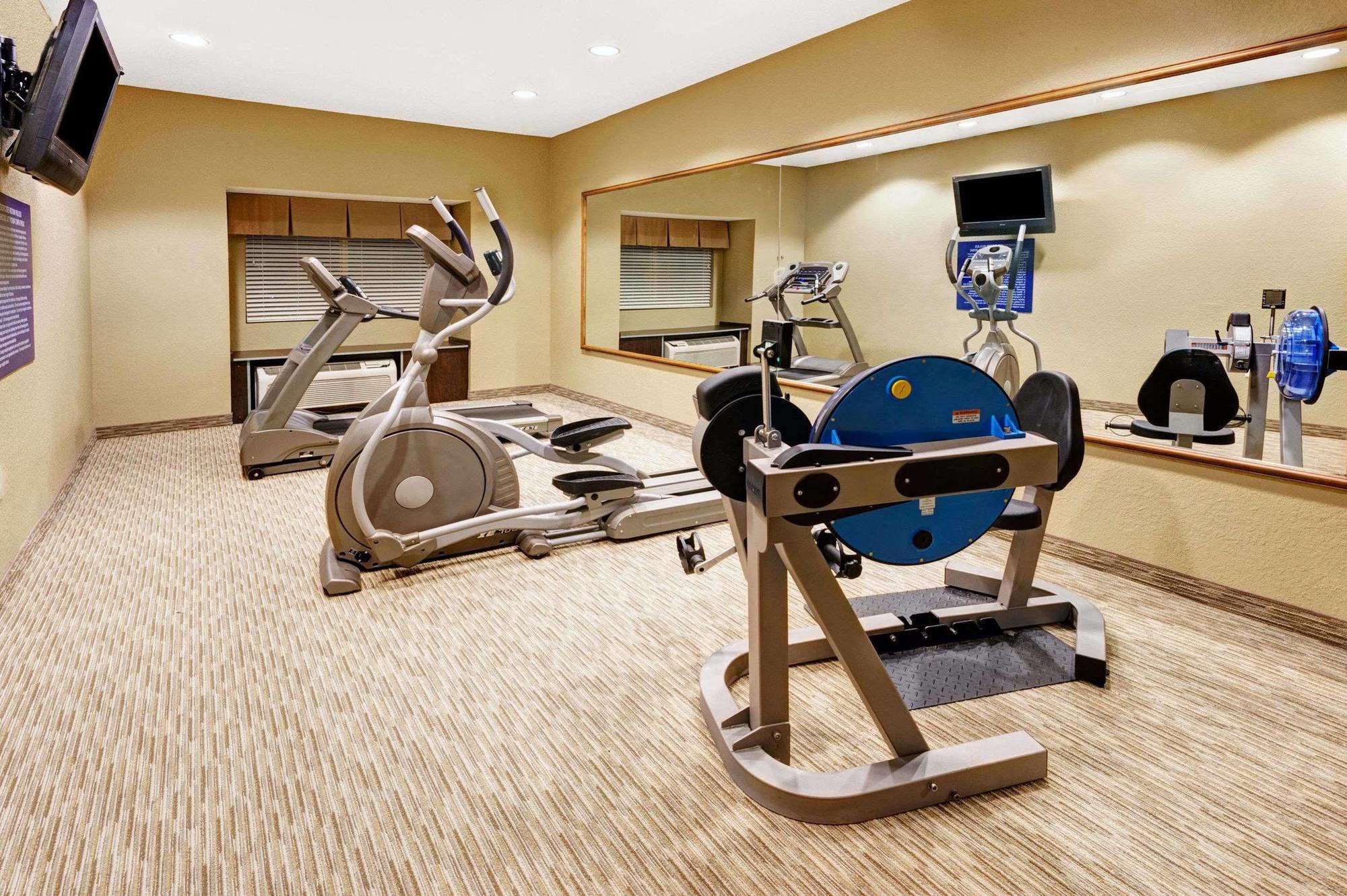 Microtel Inn & Suites By Wyndham Woodstock/Atlanta North Екстериор снимка